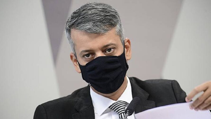 Roberto Dias, ex-diretor do Ministério da Saúde, é preso por mentir em depoimento à CPI da Pandemia