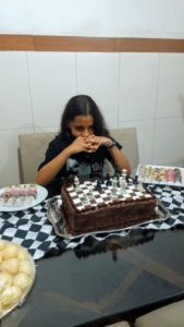 Jovem de Alagoinhas é campeã estadual de xadrez escolar