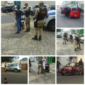 Policiais do Quarto Batalhão realizam a Operação Trânsito Seguro em Alagoinhas.