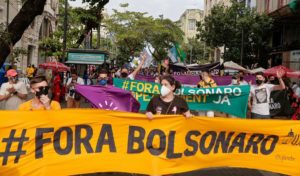 Mais de 56% dos brasileiros querem o impeachment de Bolsonaro, diz Datafolha