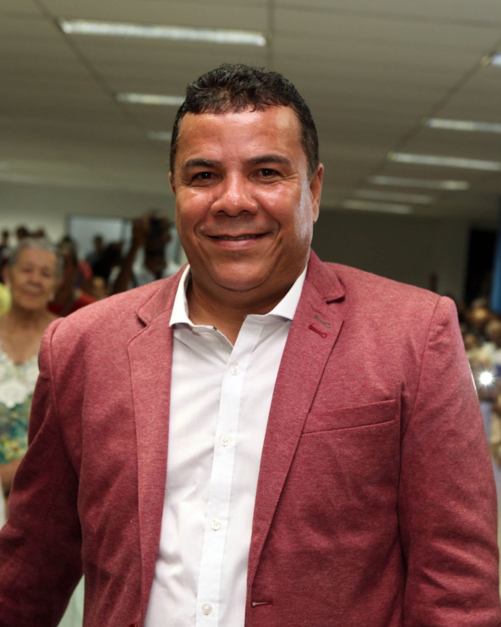 Raimundo Queiroz substitui Roberto Torres como Secretário de Serviços Públicos de Alagoinhas
